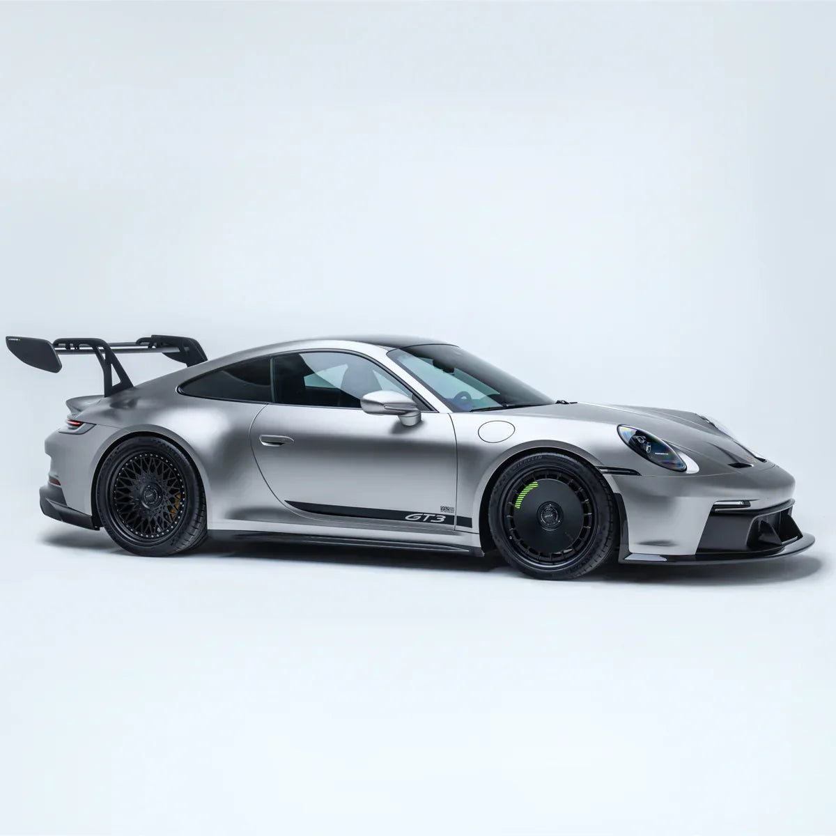 PORSCHE 992.1 GT3 PREPREG FRONT INTAKE PANEL